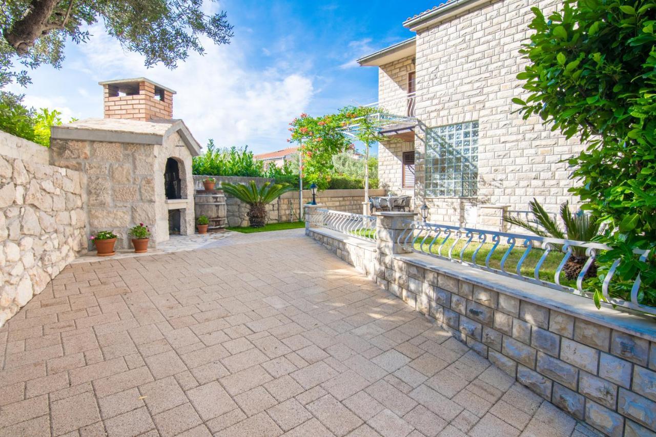 Iva With Sea View Appartement Makarska